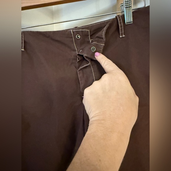 J Crew Brown Twill Shorts Brown Buckle Back Snap Front Size 0 - Picture 3 of 6